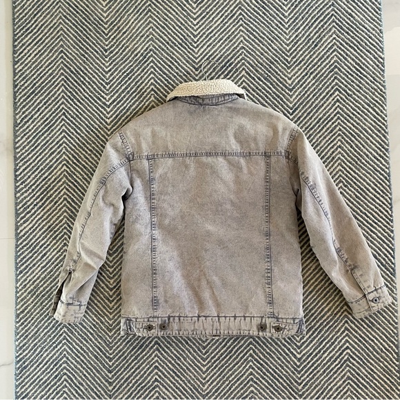Levi’s denim & sherpa jacket - Picture 3 of 14